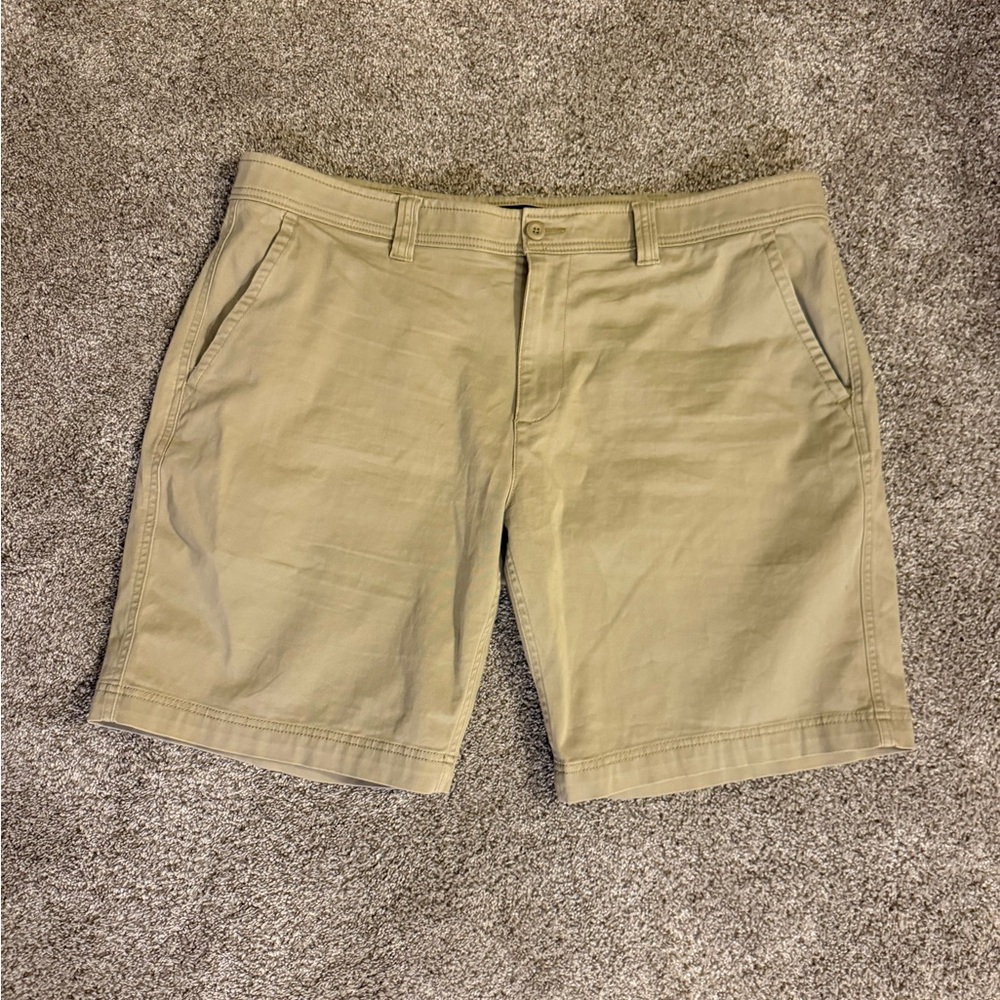 St. John's Bay Men's Khaki Flat Front Shorts